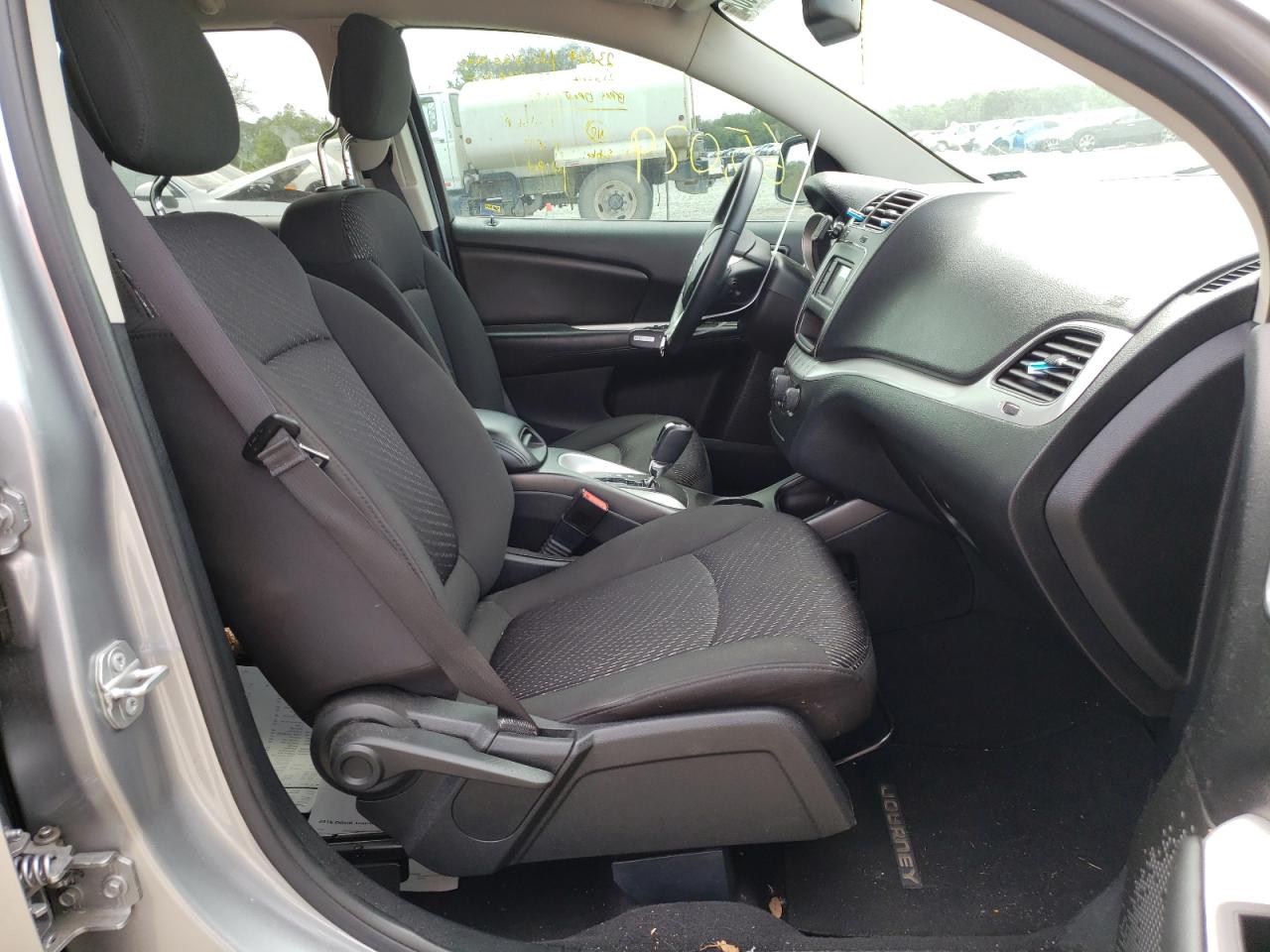 Photo 5 from auction – 2016 DODGE JOURNEY SE with VIN 3C4PDCAB4GT234417