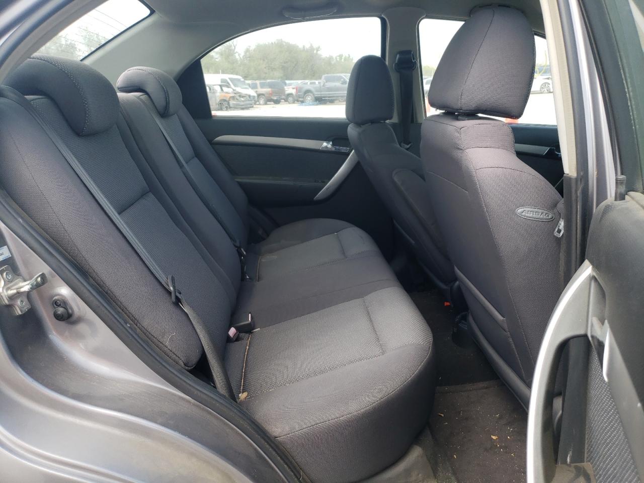 Photo 6 from auction – 2009 CHEVROLET AVEO LS with VIN KL1TD56E49B343842