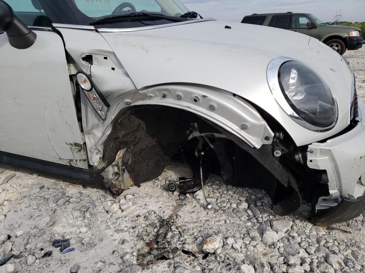Foto 9 de la subasta – 2011 MINI COOPER S C con VIN WMWZG3C59BTY31278