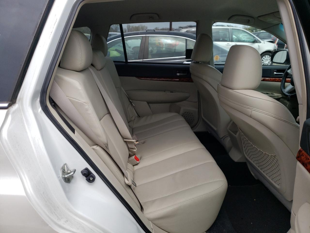 Photo 6 from auction – 2011 SUBARU OUTBACK 3. with VIN 4S4BRDJC6B2341517