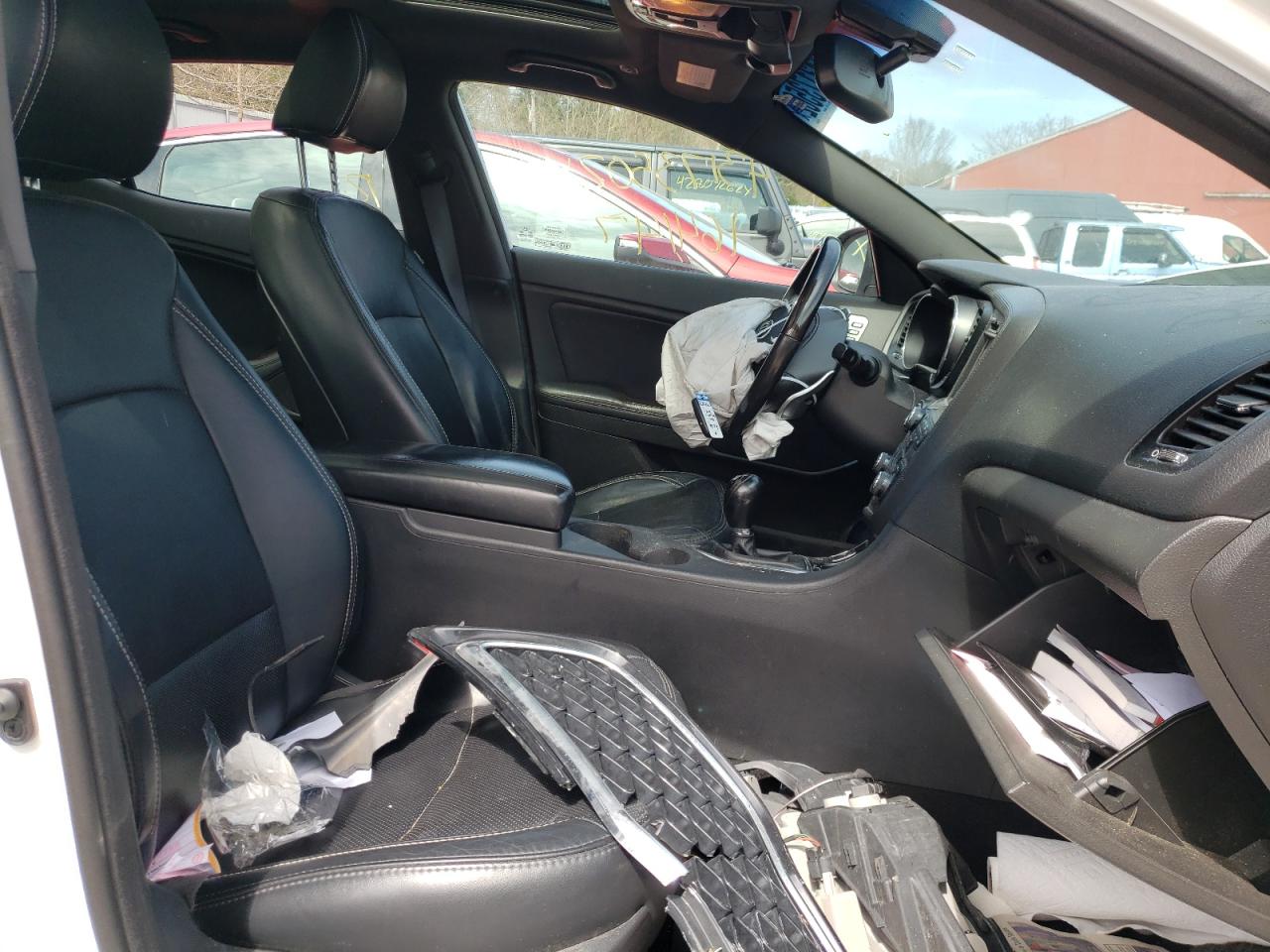 Photo 5 from auction – 2013 KIA OPTIMA SX with VIN 5XXGR4A67DG094574