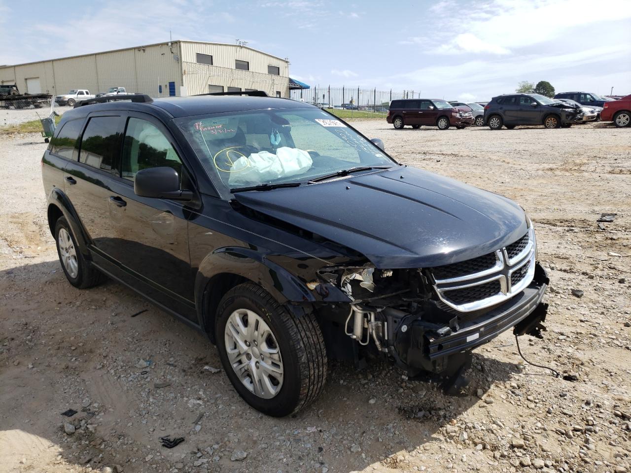 DODGE JOURNEY SE 2018 with VIN 3C4PDCAB1JT530907 - Photo from auction