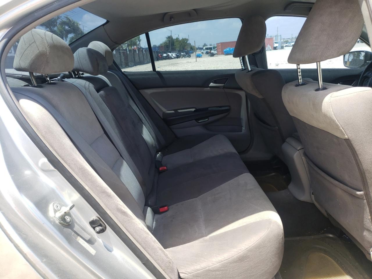 Photo 6 from auction – 2008 HONDA ACCORD LX with VIN JHMCP26338C074155