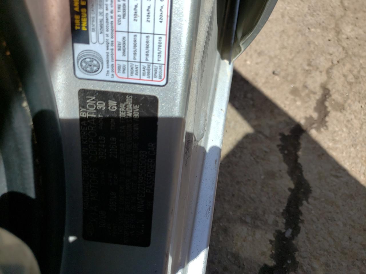 Photo 10 from auction – 2009 KIA SPECTRA EX with VIN KNAFE221395635093