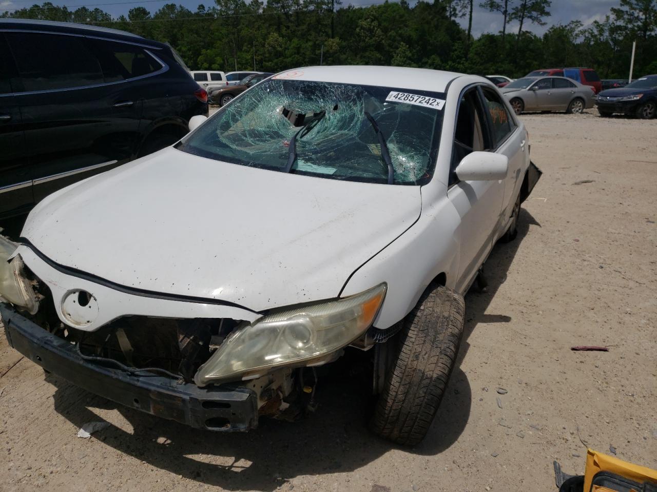 Zdjęcie 2 z aukcji – 2011 TOYOTA CAMRY BASE z VIN 4T4BF3EK1BR151560