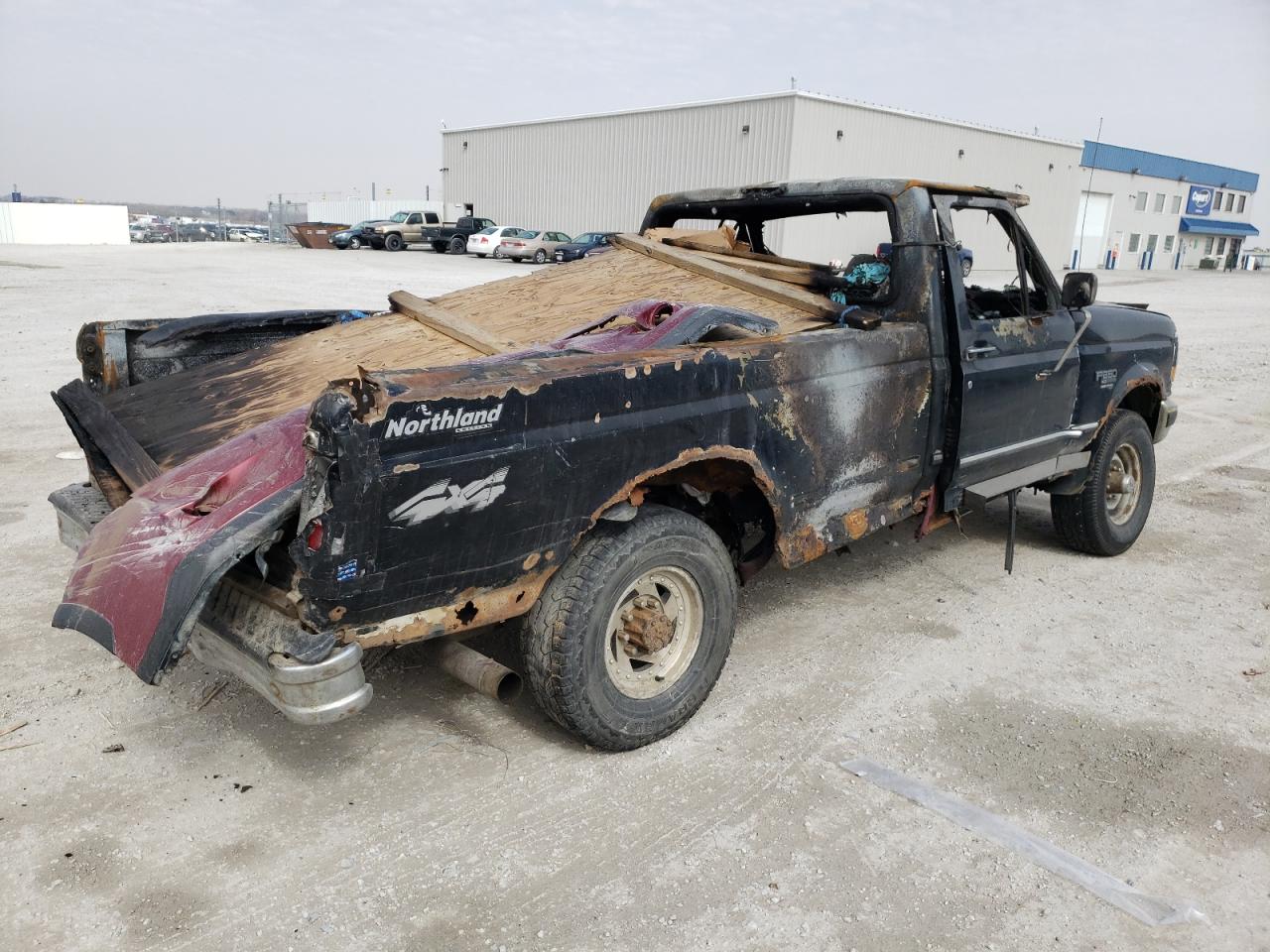 Photo 4 from auction – 1996 FORD F250 with VIN 1FTHF26F9TEA85355