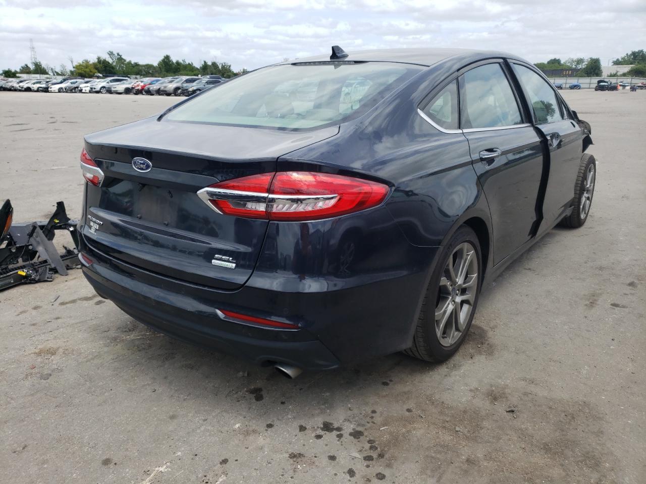 Photo 16 from auction – 2020 FORD FUSION SEL with VIN 3FA6P0CDXLR119575