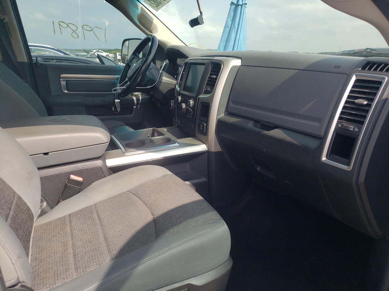Photo 5 from auction – 2014 RAM 1500 SLT with VIN 1C6RR6LT0ES228721