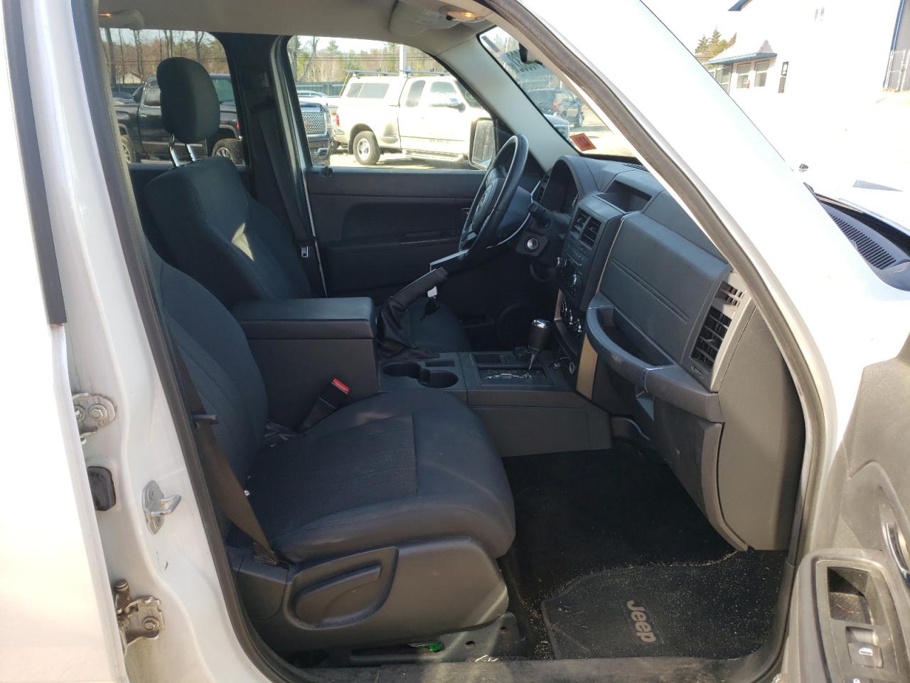 Photo 5 from auction – 2012 JEEP LIBERTY SP with VIN 1C4PJMAK7CW150045