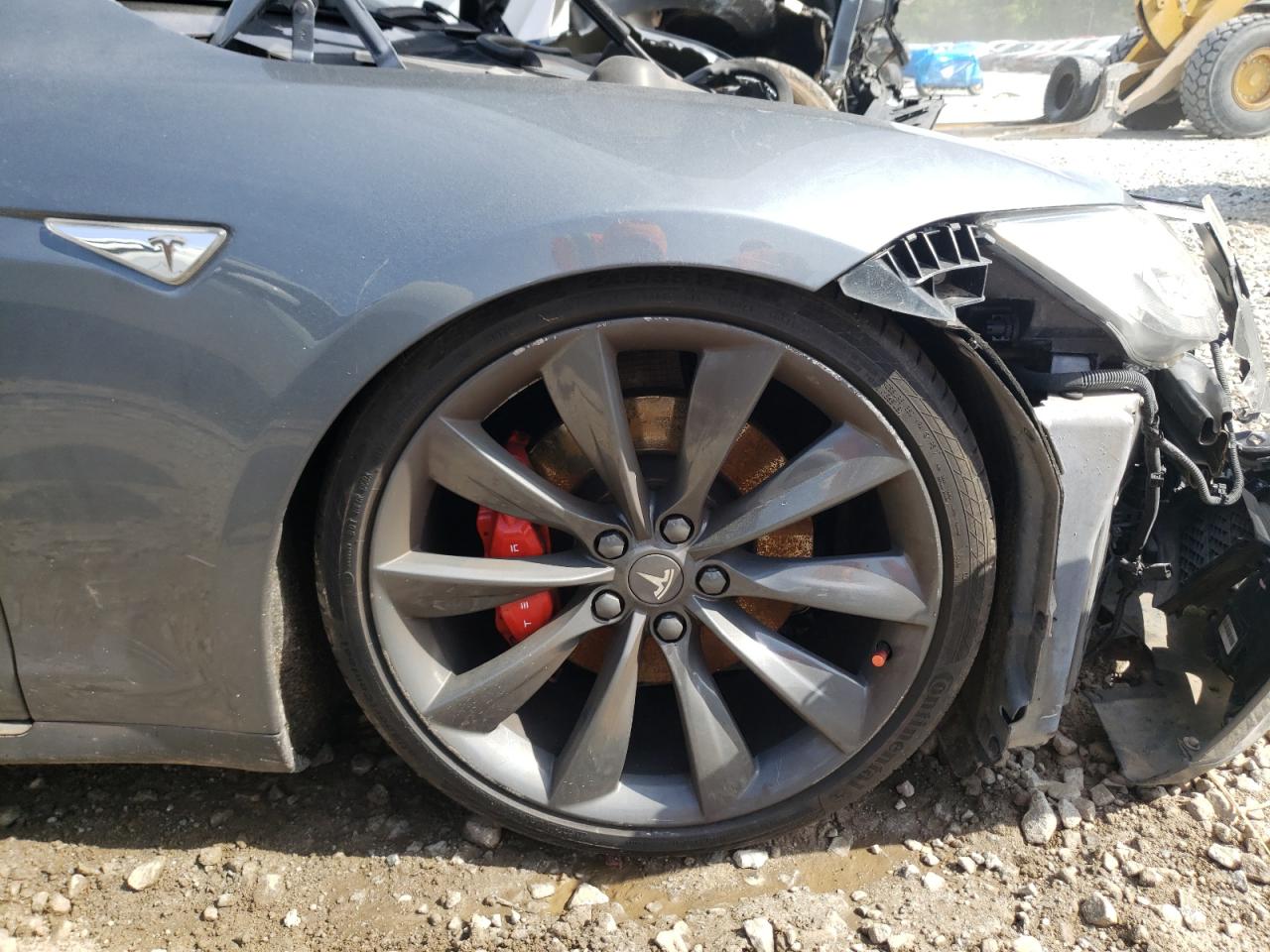Photo 9 from auction – 2014 TESLA MODEL S with VIN 5YJSA1H14EFP42841