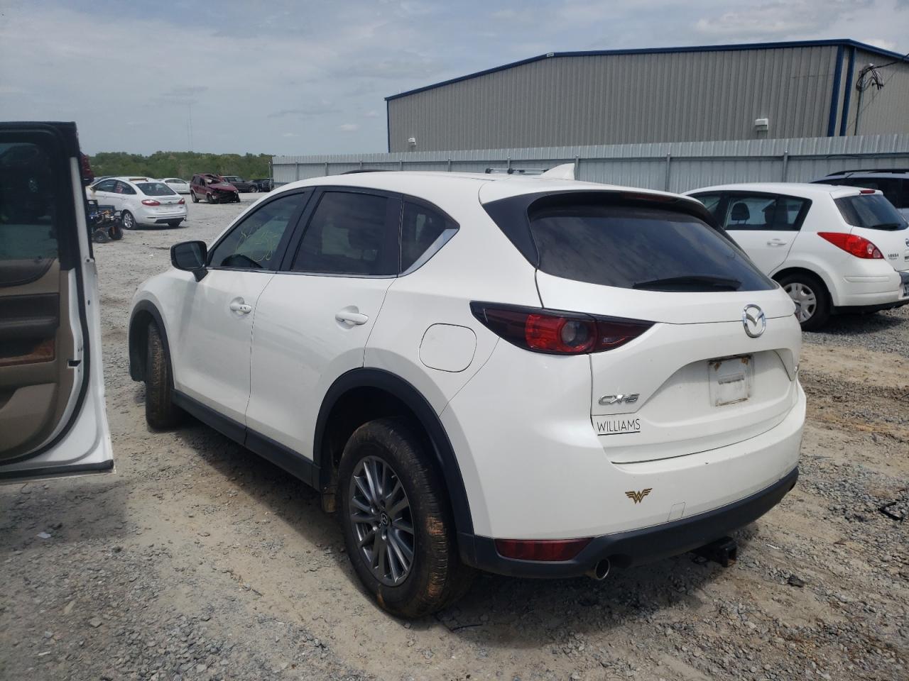 Photo 3 from auction – 2017 MAZDA CX-5 TOURI with VIN JM3KFACL3H0156166