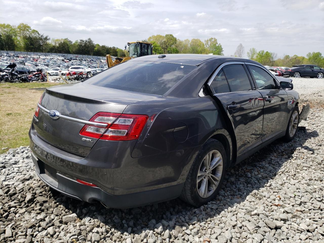 Photo 4 from auction – 2015 FORD TAURUS SEL with VIN 1FAHP2E83FG166849