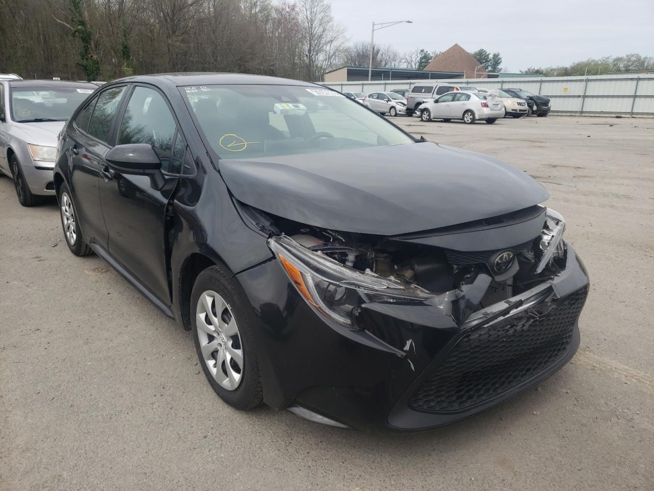 TOYOTA COROLLA LE 2020 with VIN 5YFEPRAE5LP037412 - Photo from auction