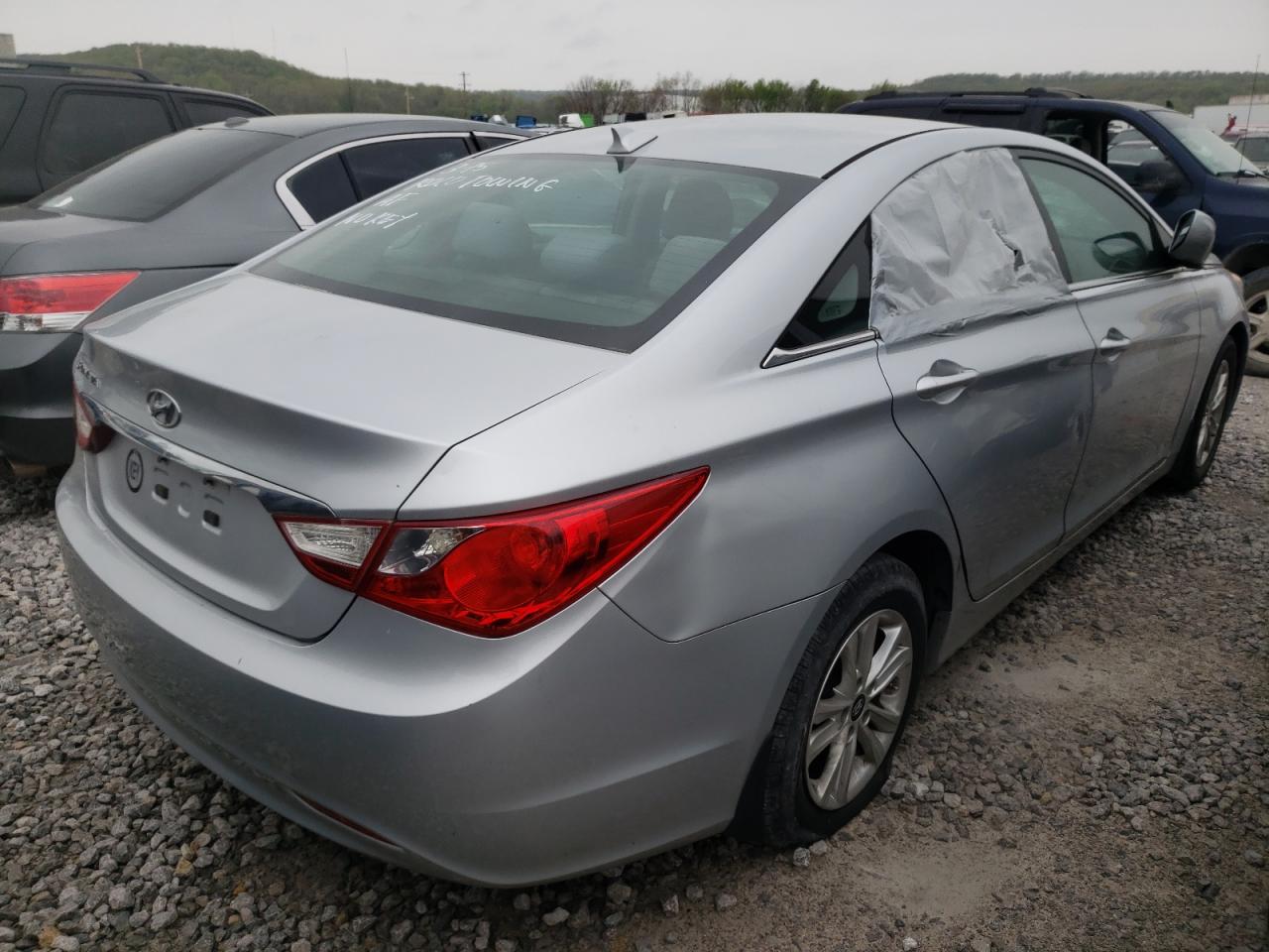 Photo 4 from auction – 2013 HYUNDAI SONATA GLS with VIN 5NPEB4AC9DH615865