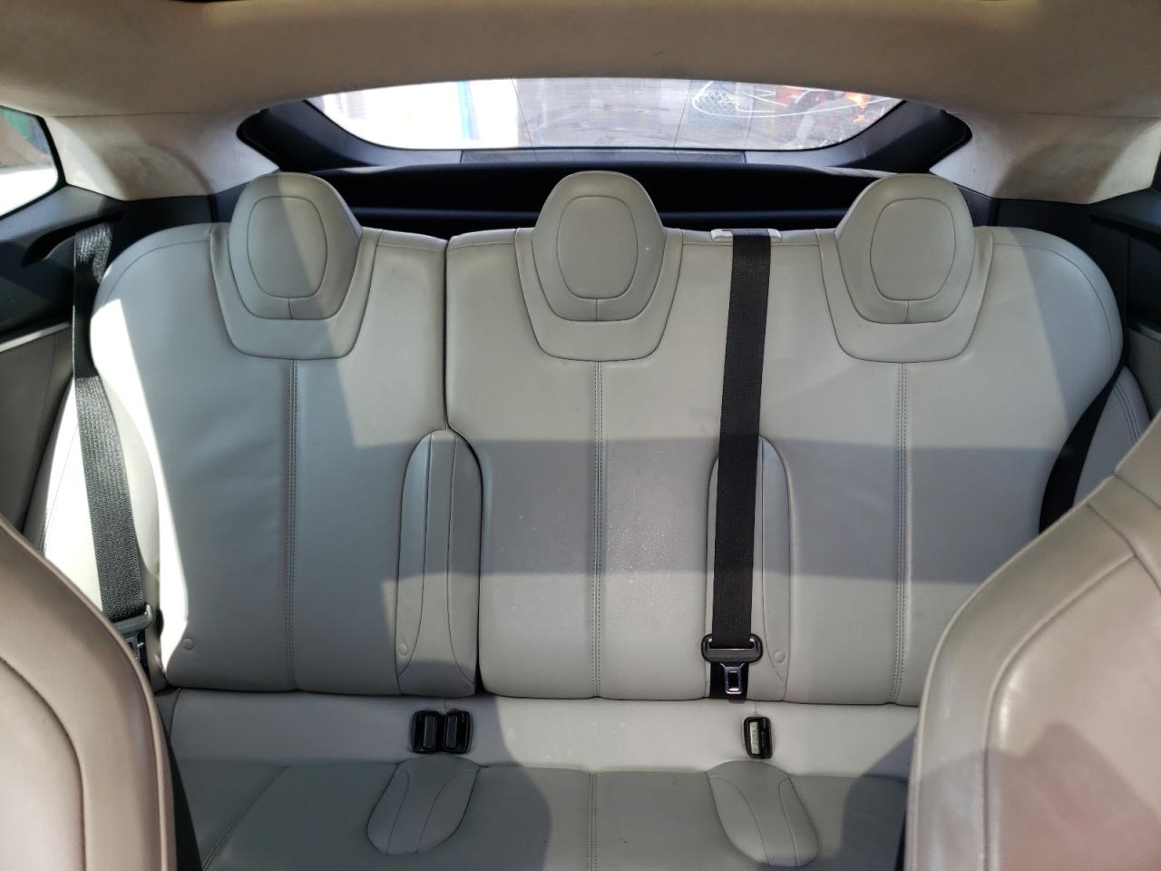 Photo 6 from auction – 2014 TESLA MODEL S with VIN 5YJSA1H14EFP42841