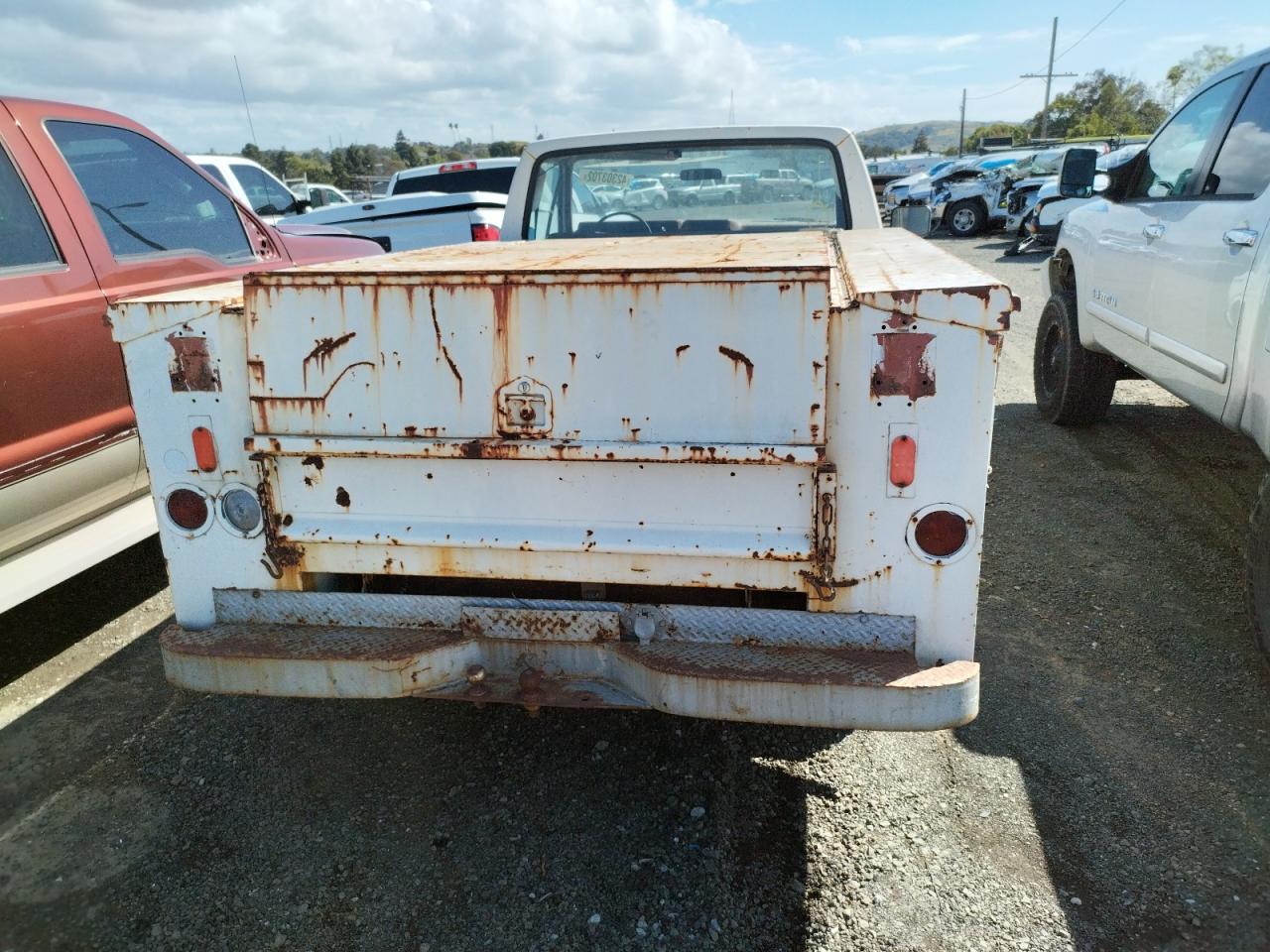 Photo 6 from auction – 1982 FORD F250 with VIN 1FTEF25E5CRA13363