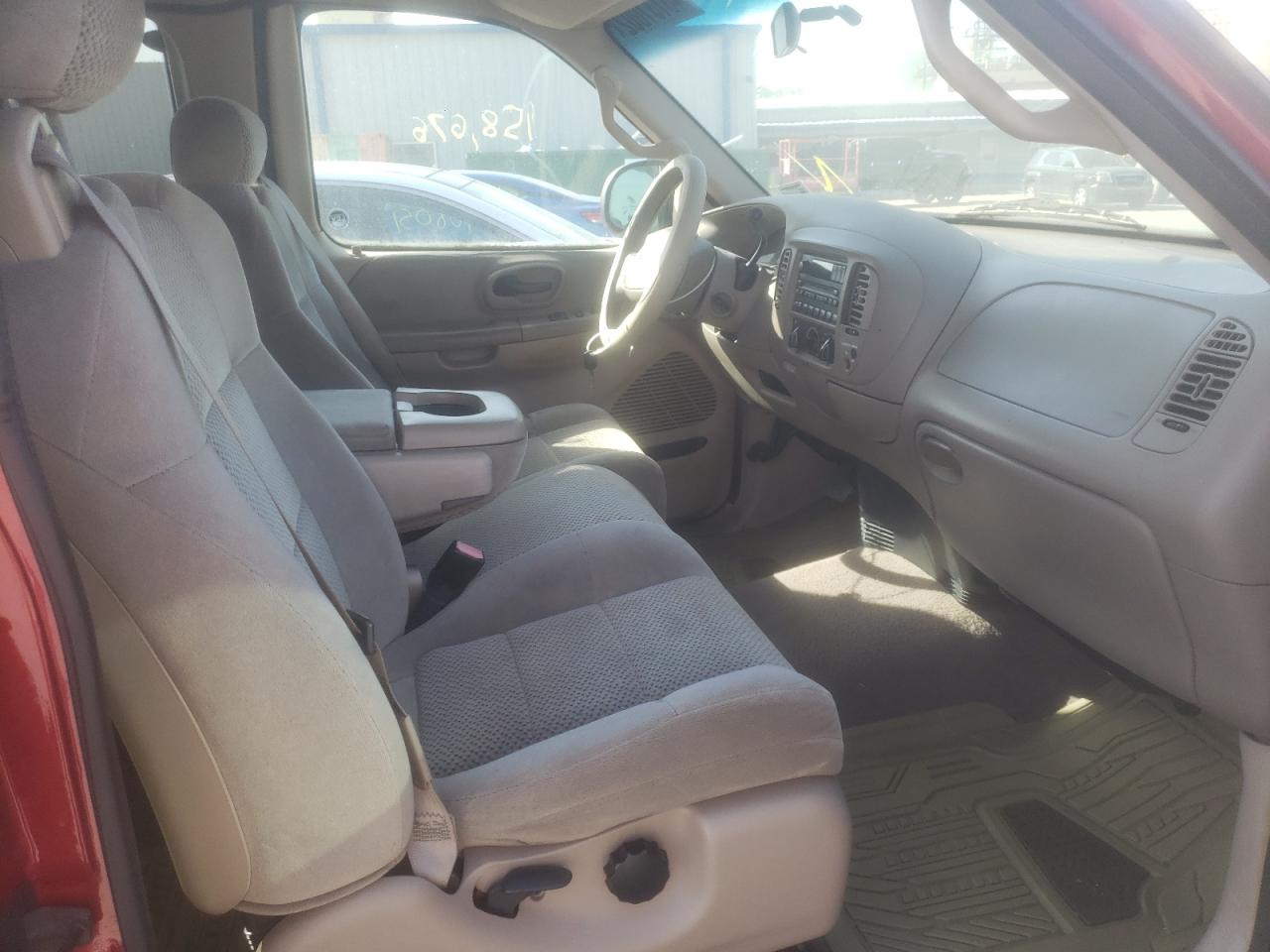 Photo 5 from auction – 2002 FORD F-150 with VIN 1FTRX17W92NA95442