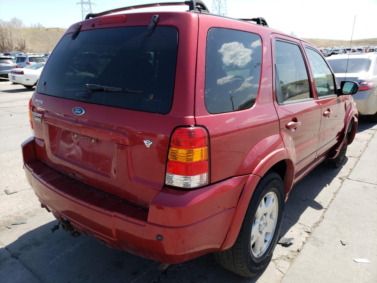 Foto 4 de la subasta – 2007 FORD ESCAPE LIM con VIN 1FMCU94187KA06101