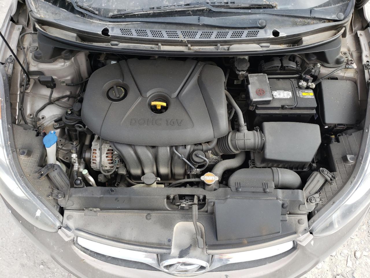 Photo 7 from auction – 2012 HYUNDAI ELANTRA GL with VIN 5NPDH4AE3CH134262