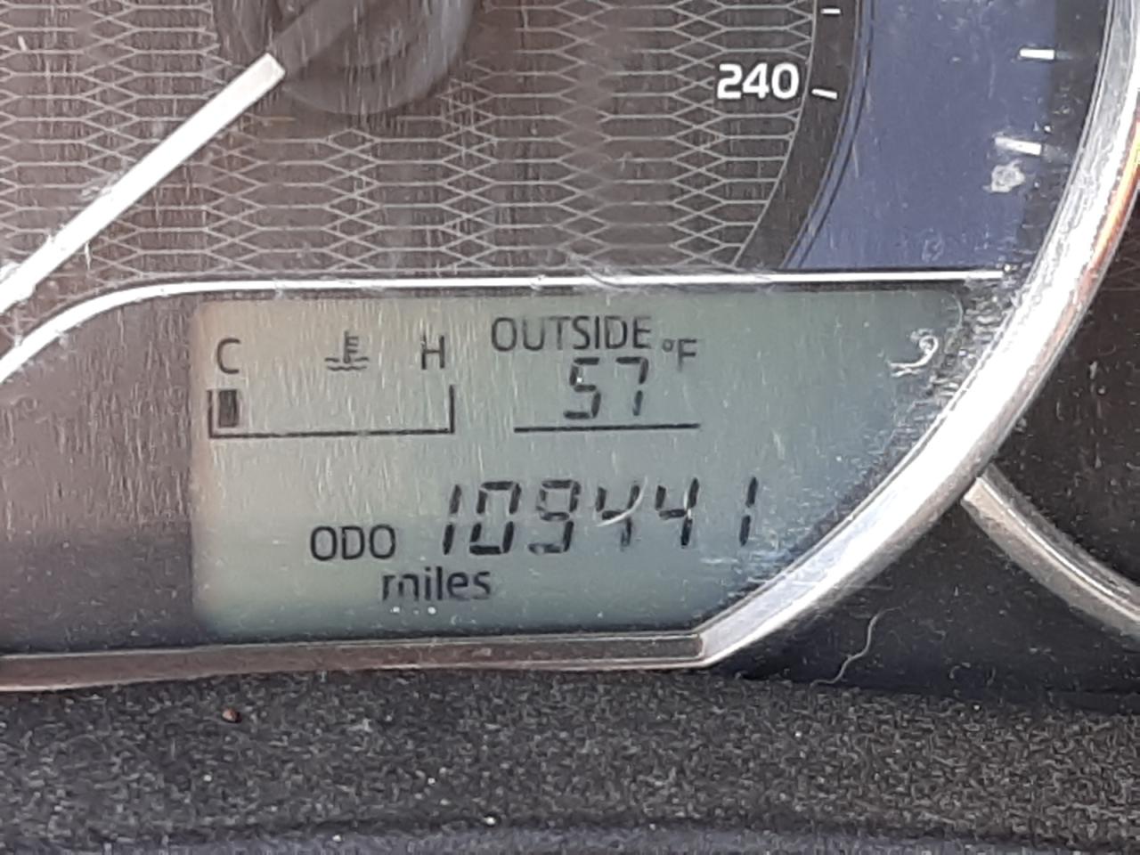 Photo 8 from auction – 2015 TOYOTA COROLLA L with VIN 2T1BURHE5FC247112