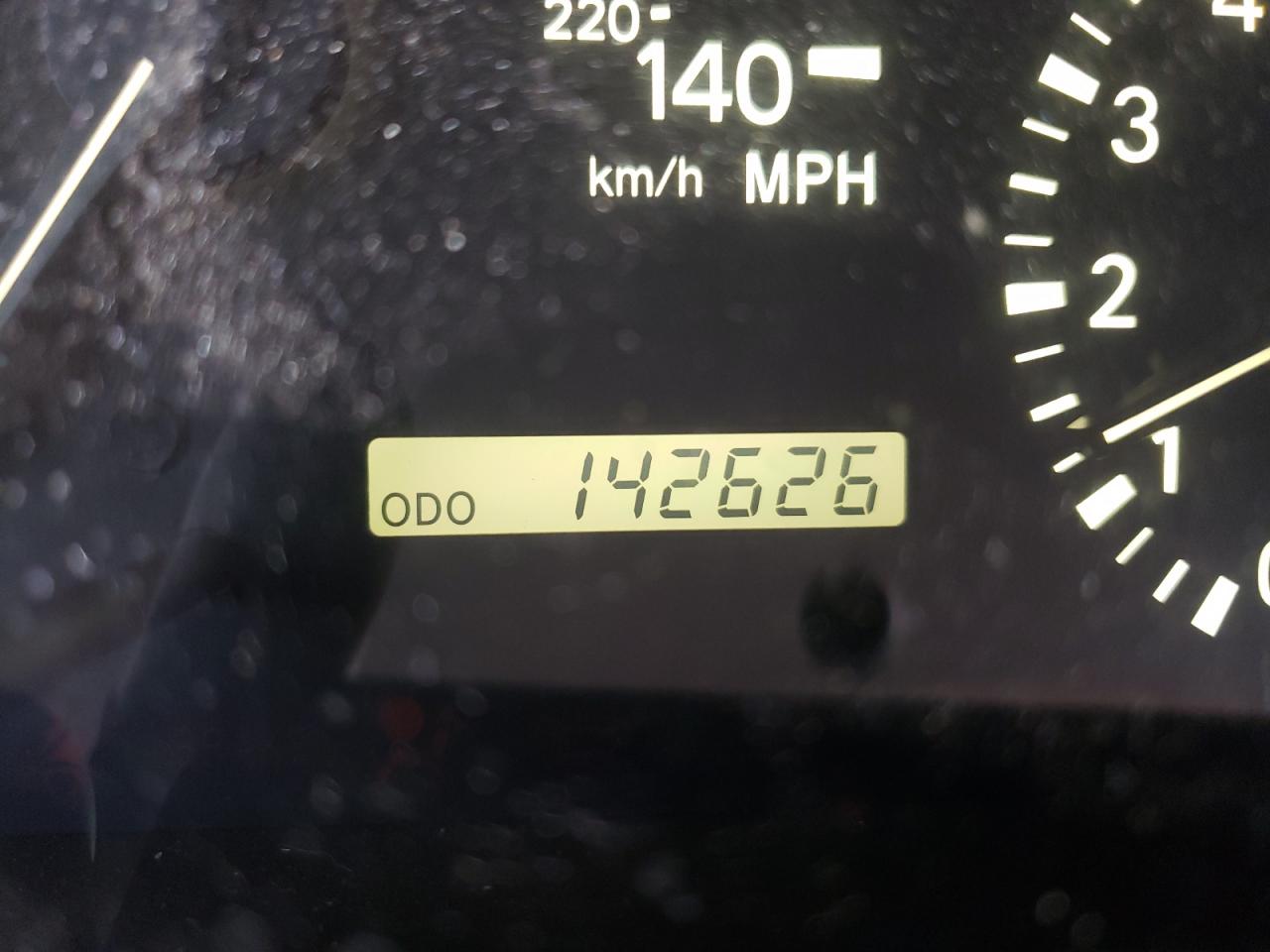 Photo 8 from auction – 2001 LEXUS RX 300 with VIN JTJHF10UX10174943