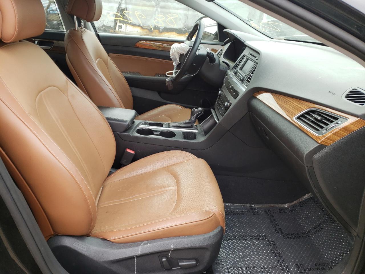 Photo 5 from auction – 2015 HYUNDAI SONATA SPO with VIN 5NPE34AF6FH219127