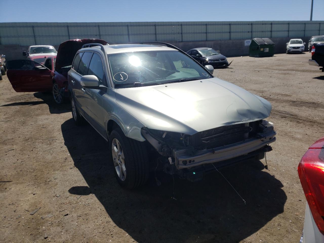 VOLVO XC70 2008 with VIN YV4BZ982881026082 - Photo from auction
