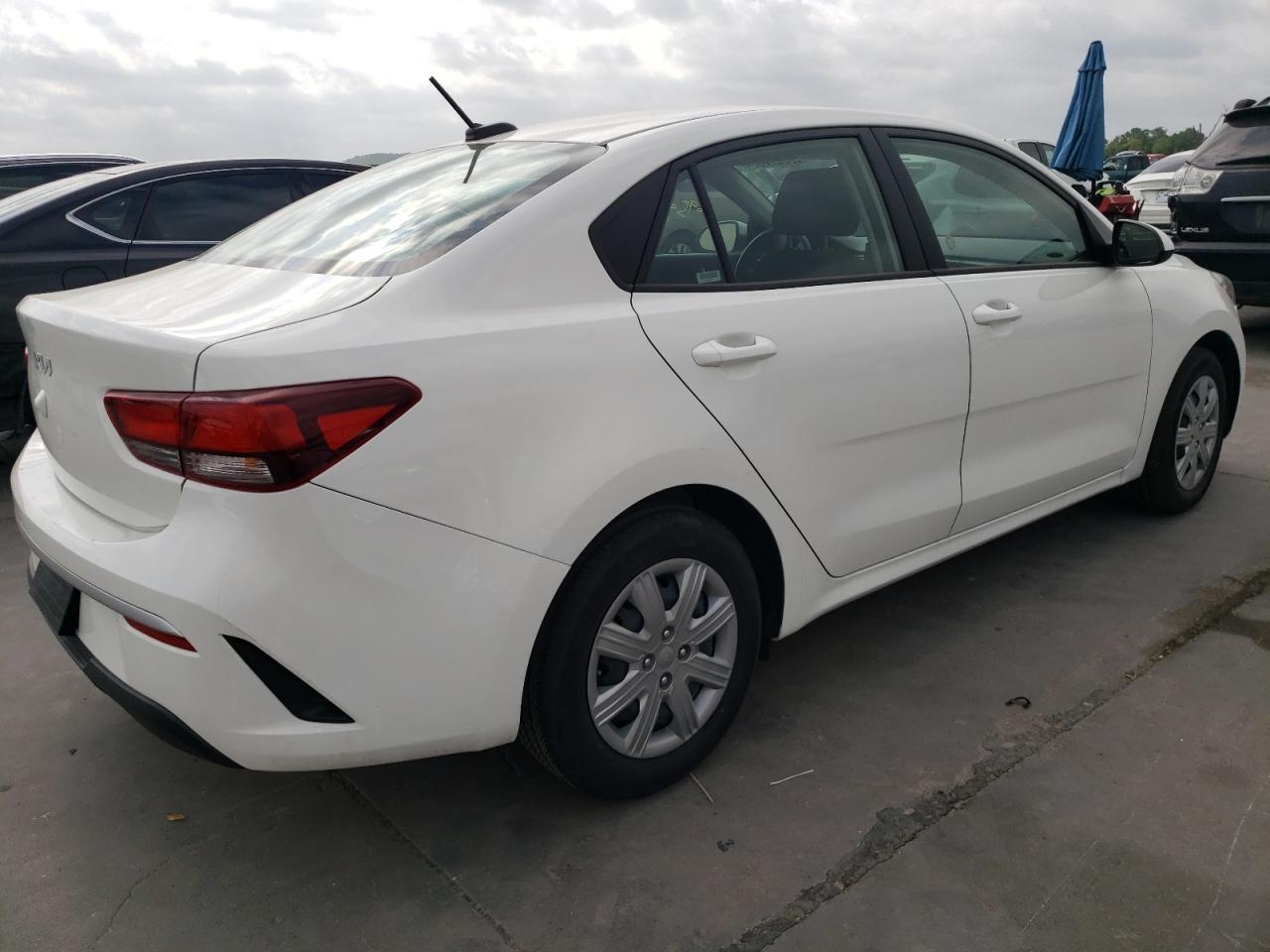 Photo 4 from auction – 2022 KIA RIO with VIN 3KPA24AD9NE434293