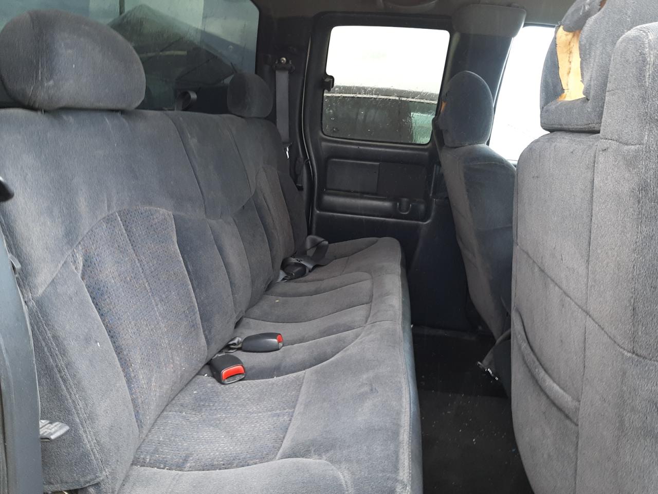 Photo 6 from auction – 2001 CHEVROLET SILVERADO with VIN 2GCEC19V511117905