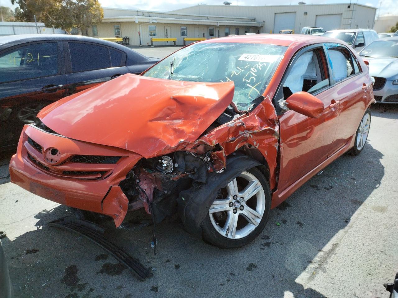Photo 2 from auction – 2013 TOYOTA COROLLA BA with VIN 2T1BU4EE9DC084131