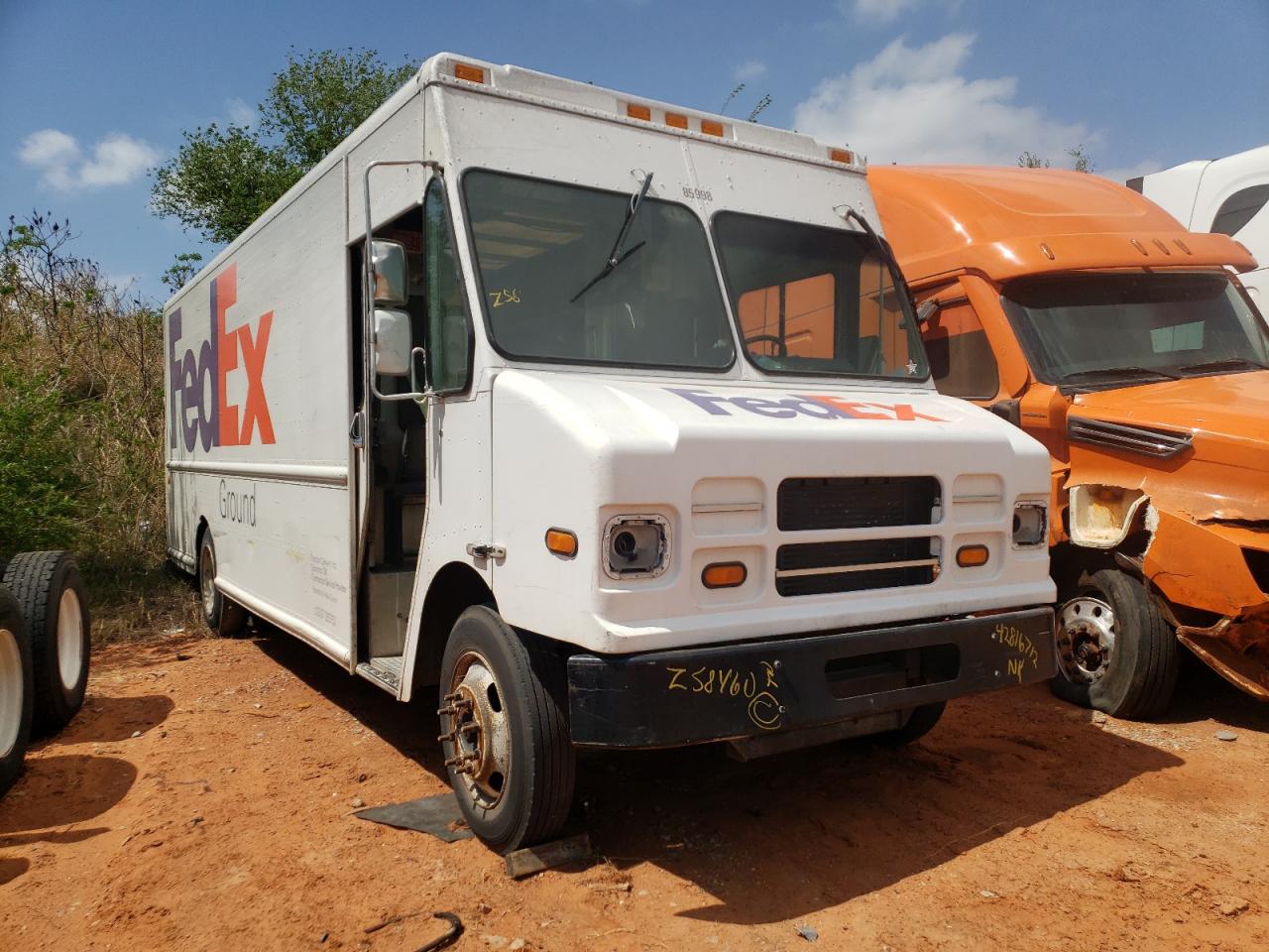 Zdjęcie 9 z aukcji – 2008 FREIGHTLINER CHASSIS M z VIN 4UZAARDUX8CZ58460