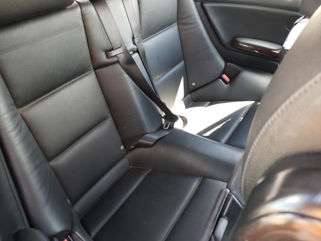 Photo 6 from auction – 2006 BMW 325 CI with VIN WBABW33446PX85594