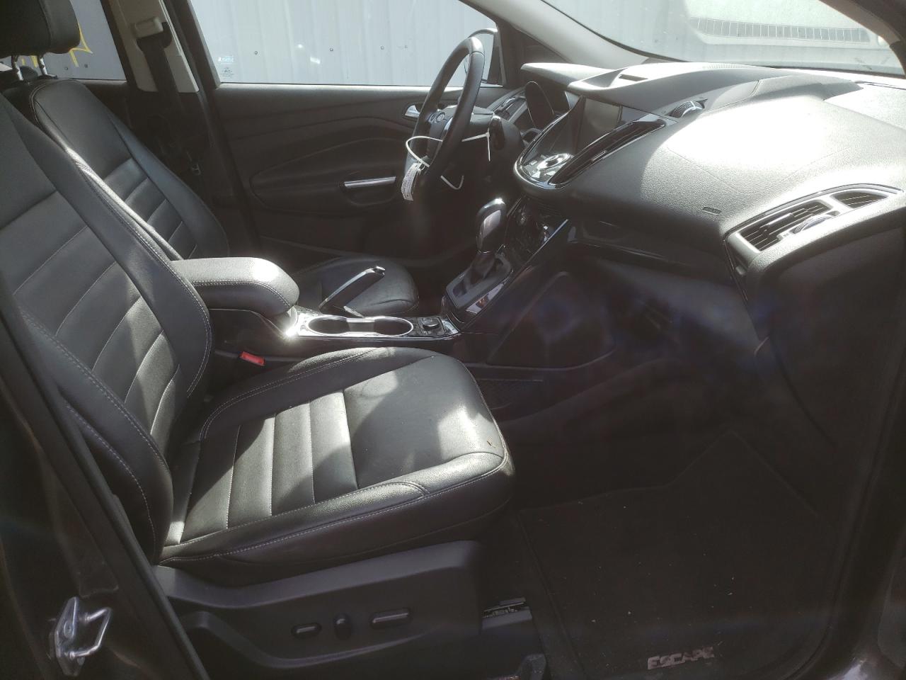 Photo 5 from auction – 2015 FORD ESCAPE TIT with VIN 1FMCU9J95FUB15418