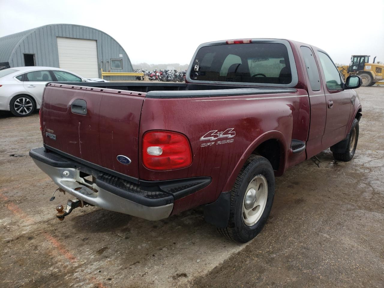 Photo 4 from auction – 1998 FORD F150 with VIN 1FTZX08W1WKB02755