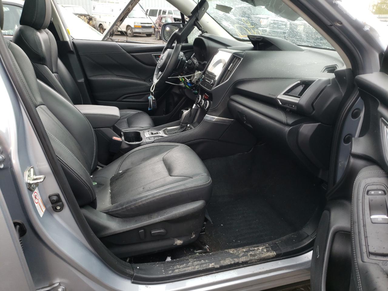 Photo 5 from auction – 2020 SUBARU FORESTER T with VIN JF2SKAXC3LH490014