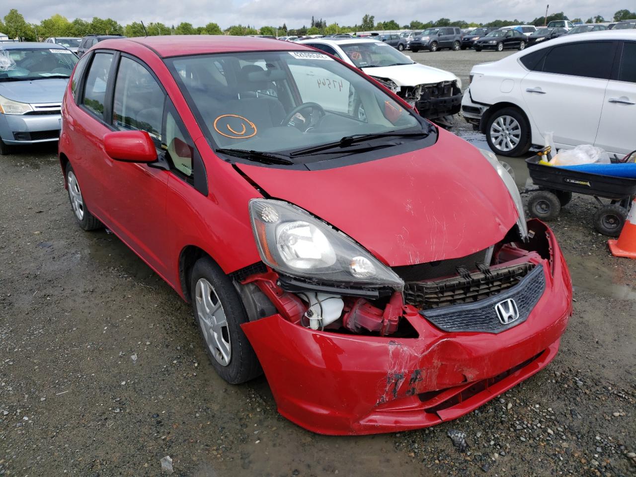 HONDA FIT 2013 with VIN JHMGE8H3XDC059928 - Photo from auction