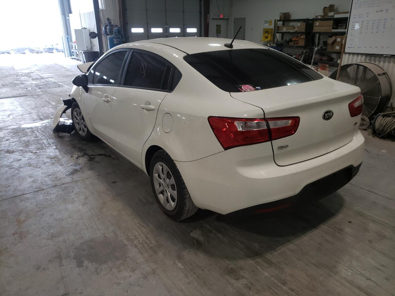 Photo 3 from auction – 2015 KIA RIO LX with VIN KNADM4A32F6501917