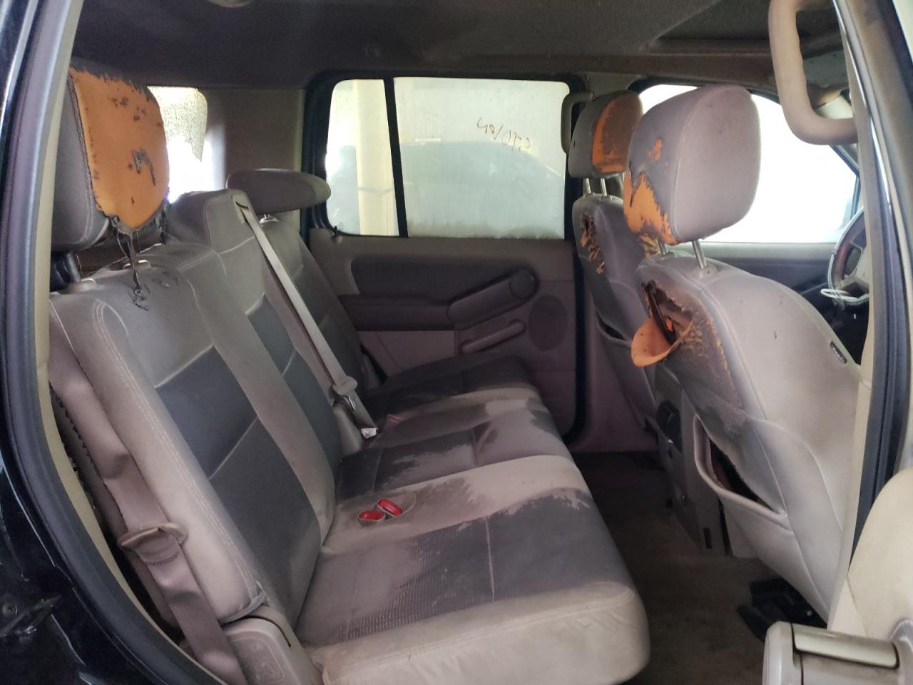 Photo 6 from auction – 2007 FORD EXPLORER X with VIN 1FMEU63E37UB86121
