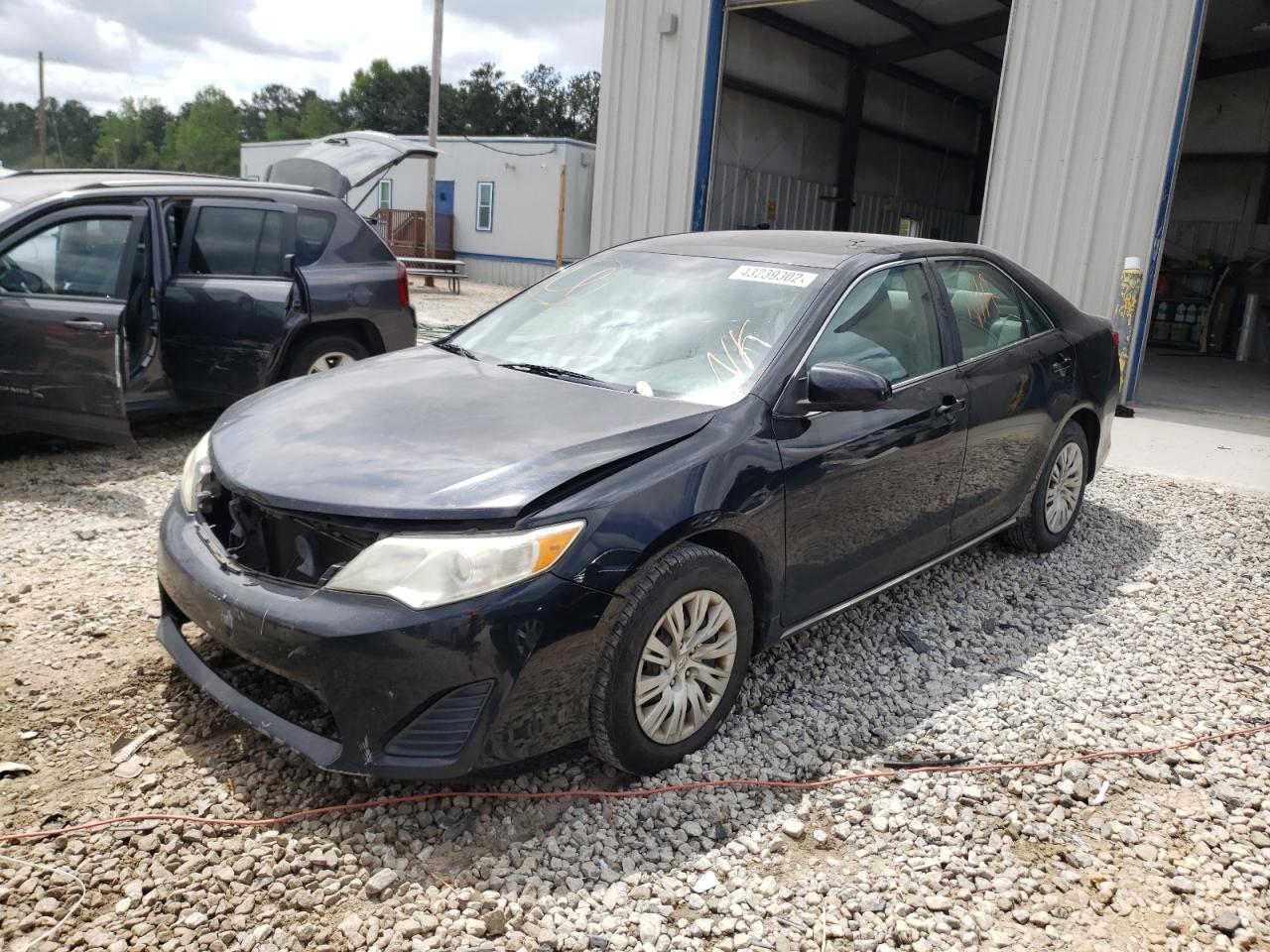 Photo 2 from auction – 2012 TOYOTA CAMRY BASE with VIN 4T1BF1FK8CU062549