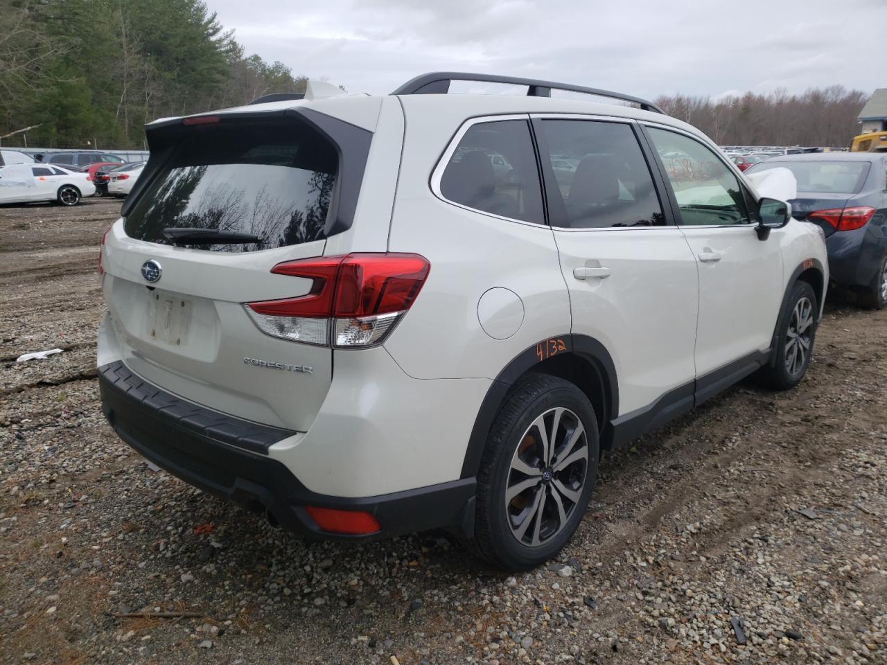 Photo 4 from auction – 2019 SUBARU FORESTER L with VIN JF2SKAUC6KH452005