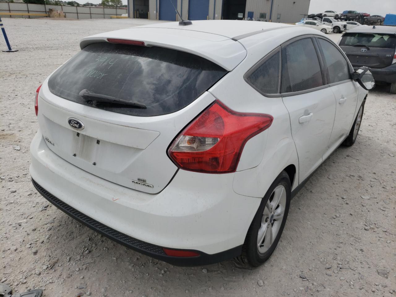 Photo 4 from auction – 2013 FORD FOCUS SE with VIN 1FADP3K22DL220196