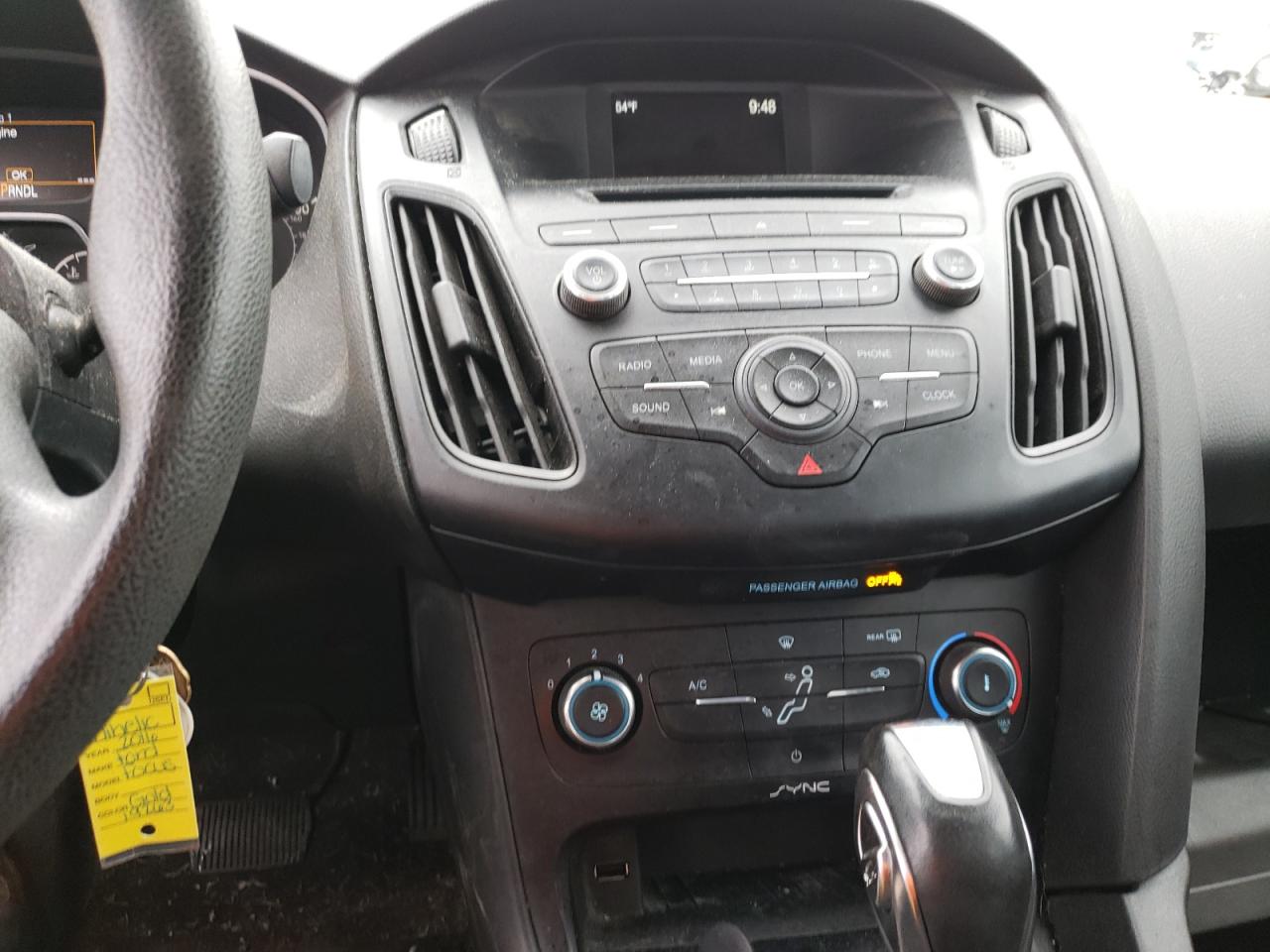Photo 9 from auction – 2016 FORD FOCUS SE with VIN 1FADP3F21GL252216