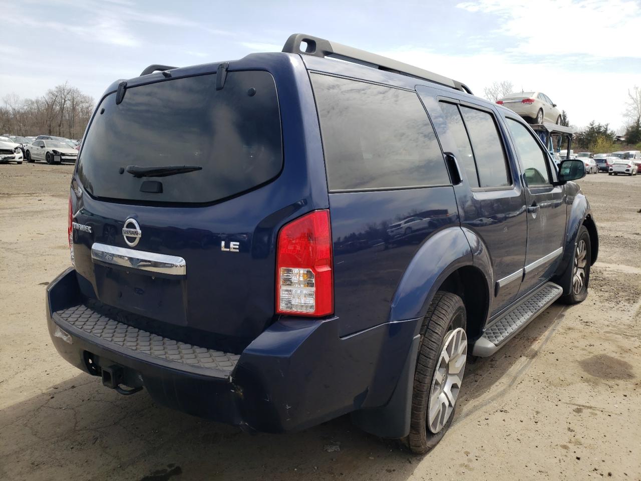 Photo 4 from auction – 2010 NISSAN PATHFINDER with VIN 5N1AR1NB8AC615238