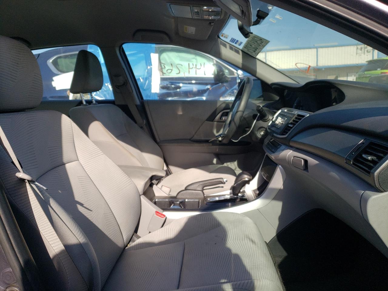 Photo 5 from auction – 2014 HONDA ACCORD LX with VIN 1HGCR2F39EA196829
