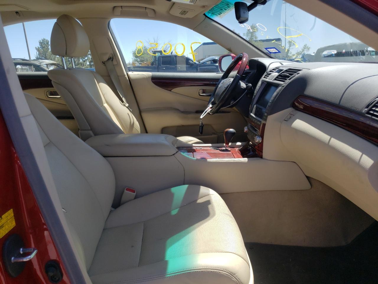 Photo 5 from auction – 2012 LEXUS LS 460 with VIN JTHBL5EF4C5112512