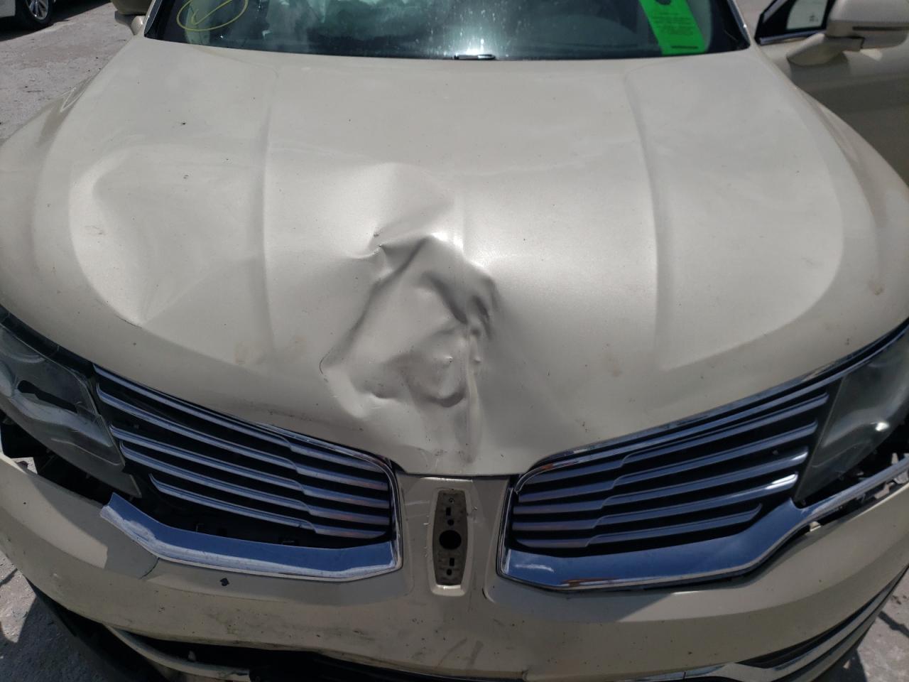 Photo 7 from auction – 2016 LINCOLN MKX SELECT with VIN 2LMTJ6KR3GBL71350