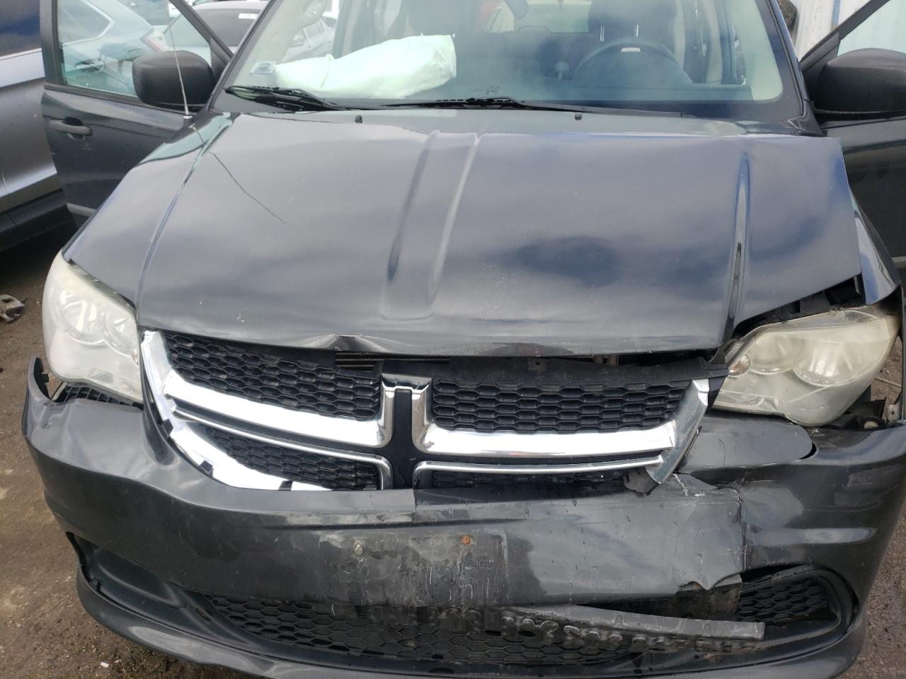 Photo 7 from auction – 2012 DODGE GRAND CARA with VIN 2C4RDGBG4CR183167