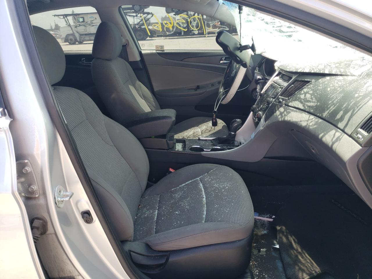 Photo 5 from auction – 2012 HYUNDAI SONATA GLS with VIN 5NPEB4AC7CH413170
