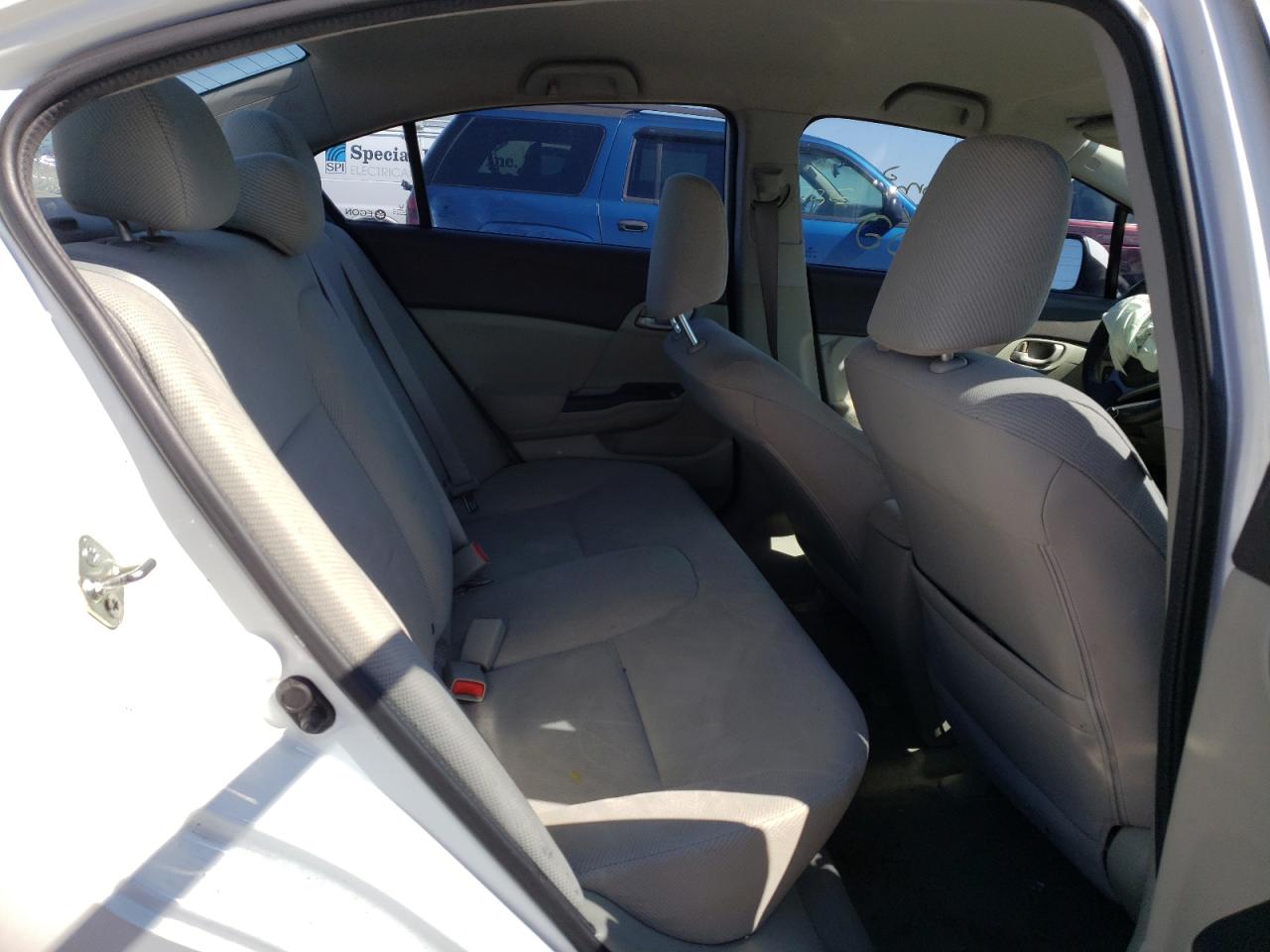 Photo 6 from auction – 2012 HONDA CIVIC LX with VIN 19XFB2F51CE095778