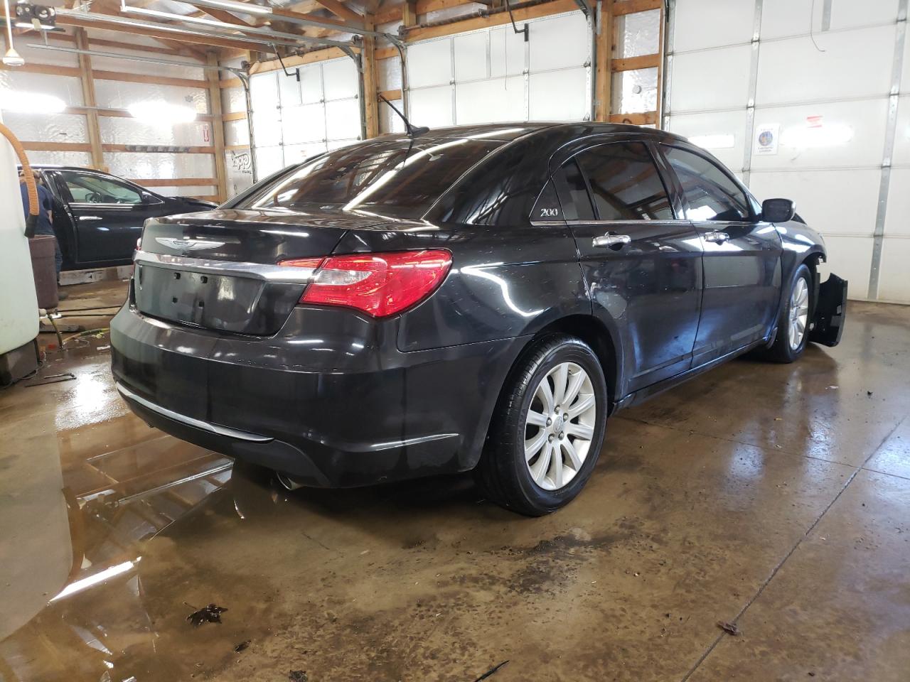 Foto 4 de la subasta – 2014 CHRYSLER 200 LIMITE con VIN 1C3CCBCG9EN125392